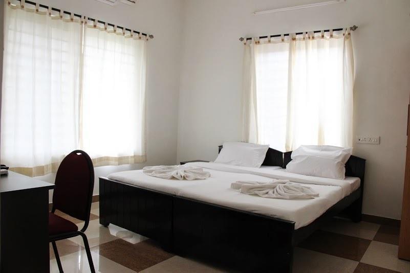 Comfort Nest Coimbatore Bagian luar foto